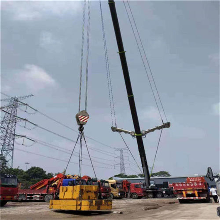 新盈镇风电设备吊装