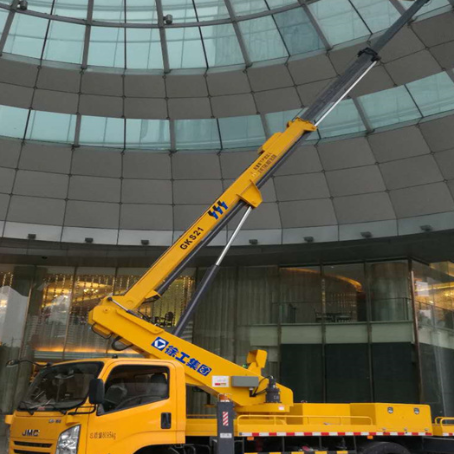 新盈镇附近高空作业车租赁｜安全设备租赁｜高空安装|工程定制化方案｜亿立达设备租赁